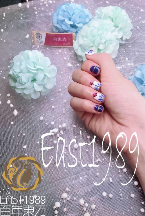  青花美甲怎么做？保定東方技工學(xué)校教你巧做美甲！