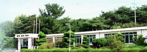 邯鄲華夏職業(yè)技術(shù)學(xué)校學(xué)費(fèi)多少？