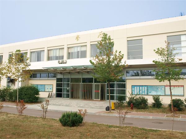青島中魯中等專業(yè)學(xué)校怎么樣？它開設(shè)的海信班是怎么回事？