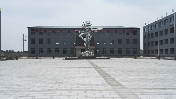 石家莊中英航空學校有什么就業(yè)保障和獎勵措施？