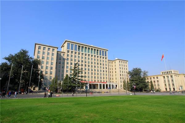 為什么選擇泰安市華魯勞動(dòng)職業(yè)培訓(xùn)學(xué)校？