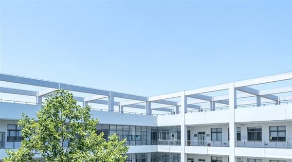 學(xué)歷+技能雙保障？保定新興工業(yè)技工學(xué)校歡迎你！